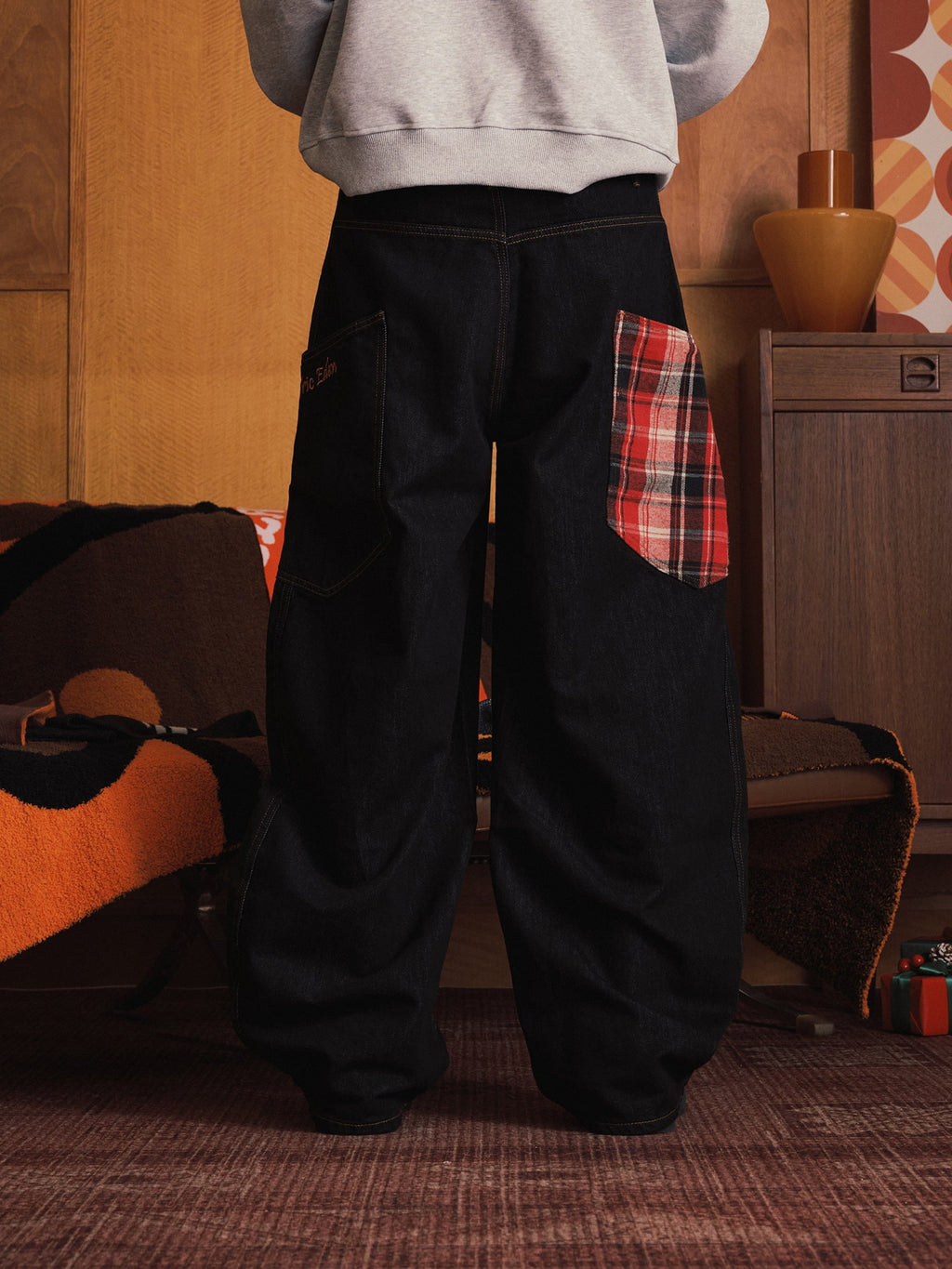 Aelfric Eden BAGGY BARREL Jeans