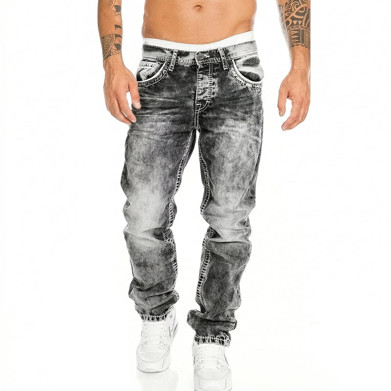 Unkomplizierte Sommer-Jeans für Herren – leichte Stretch-Qualität, gerader Schnitt,