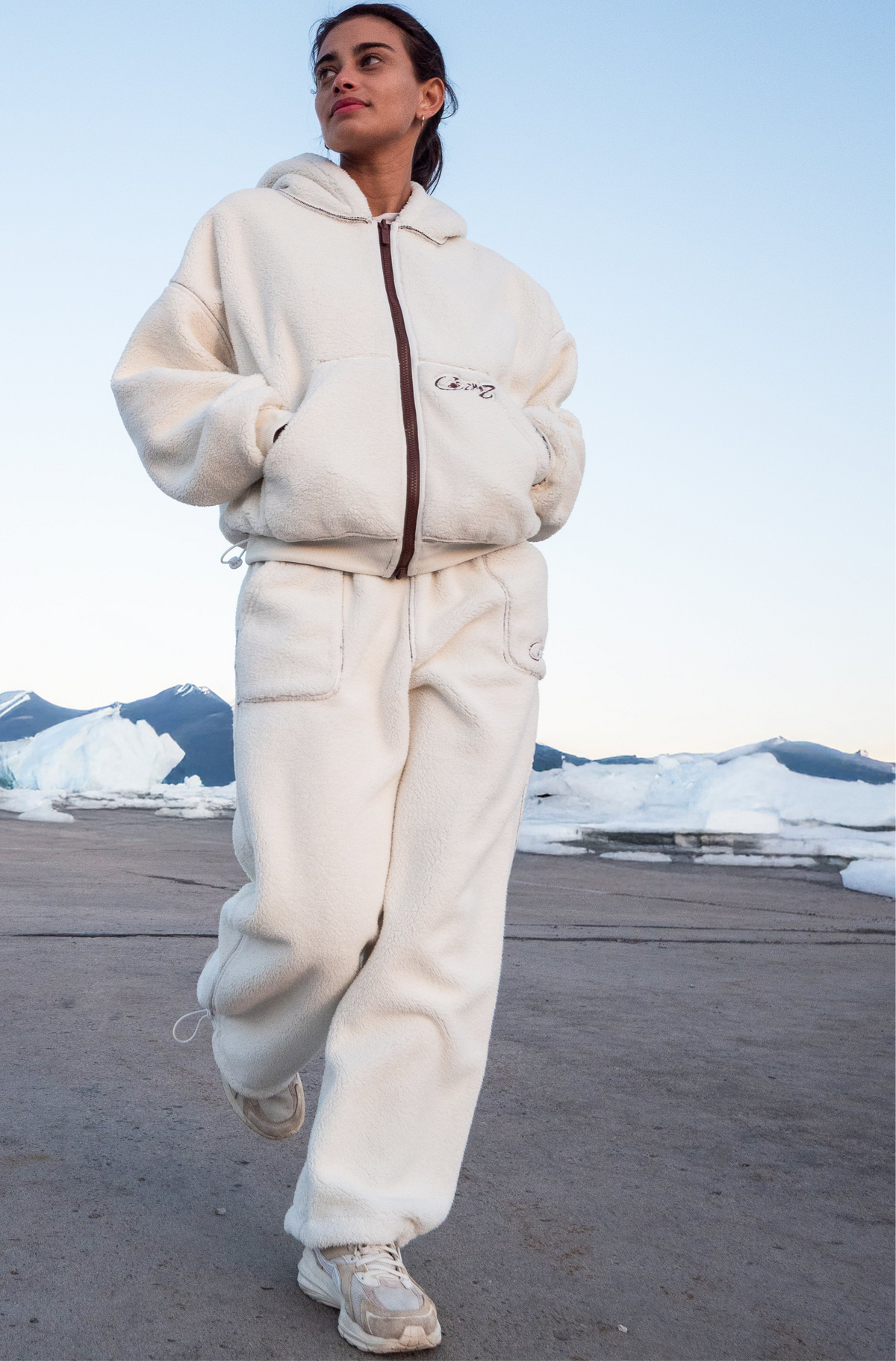 Reversible zip-up Hoodie(Brown & Cream)