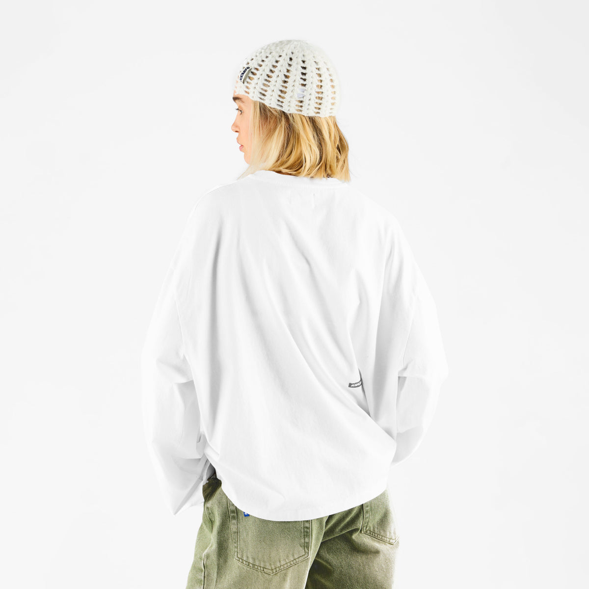 Basics / Basic Longsleeve - White