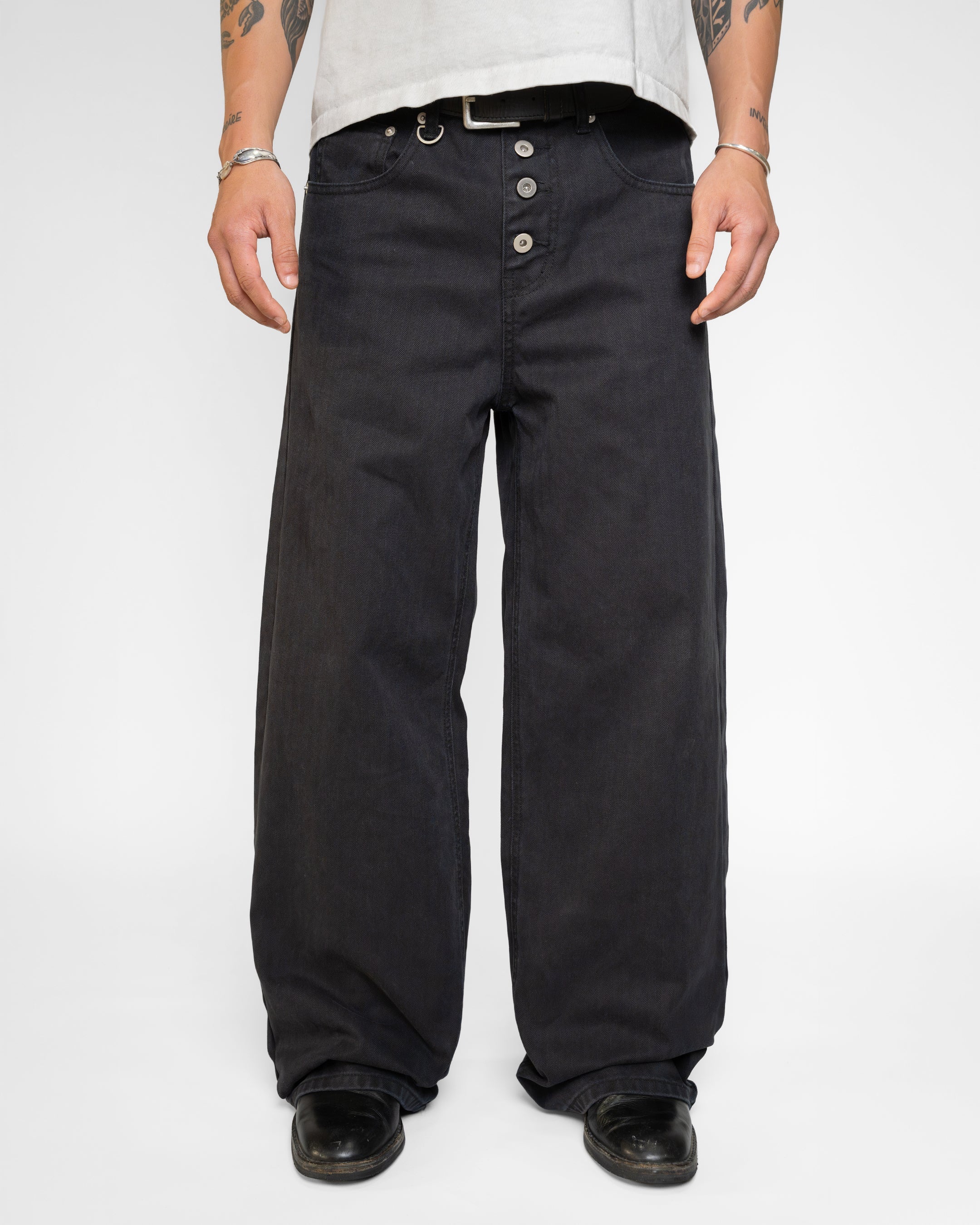 BLACK WASHED HERRINGBONE TWILL PANTS