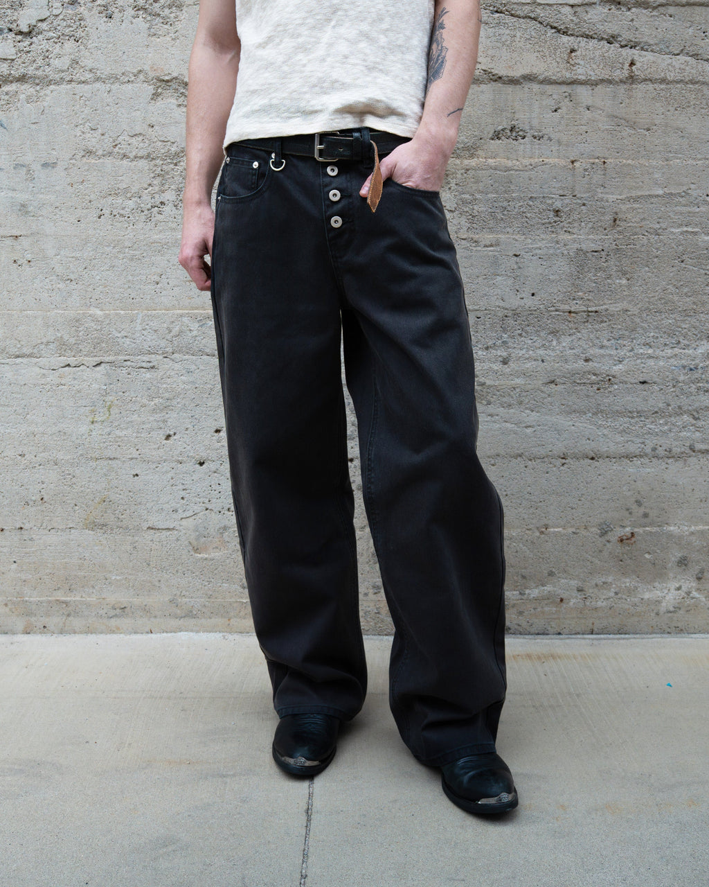 BLACK WASHED HERRINGBONE TWILL PANTS
