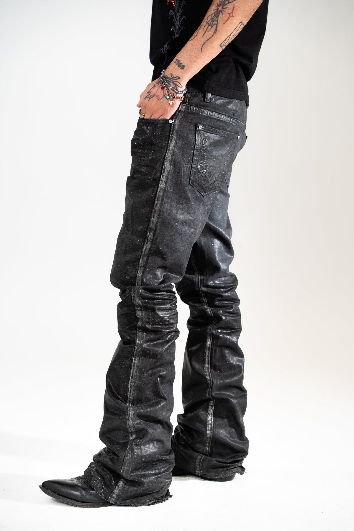 Void Glitter Waxed Denim (Black)