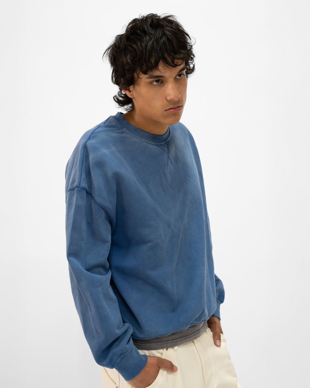 BLUE SUNFADED CREWNECK