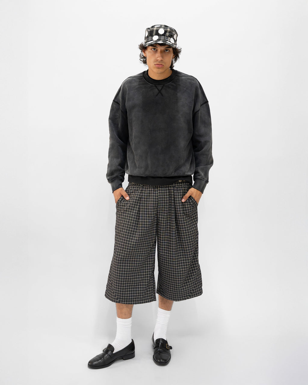 PLEATED GINGHAM CAPRI SHORTS