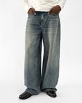 VINTAGE LIGHTWASH LOOSE FIT JEANS