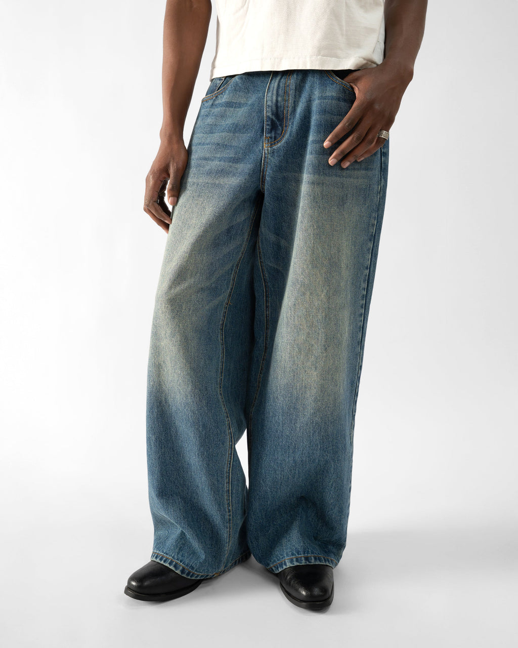 the everydays loose fit jeans