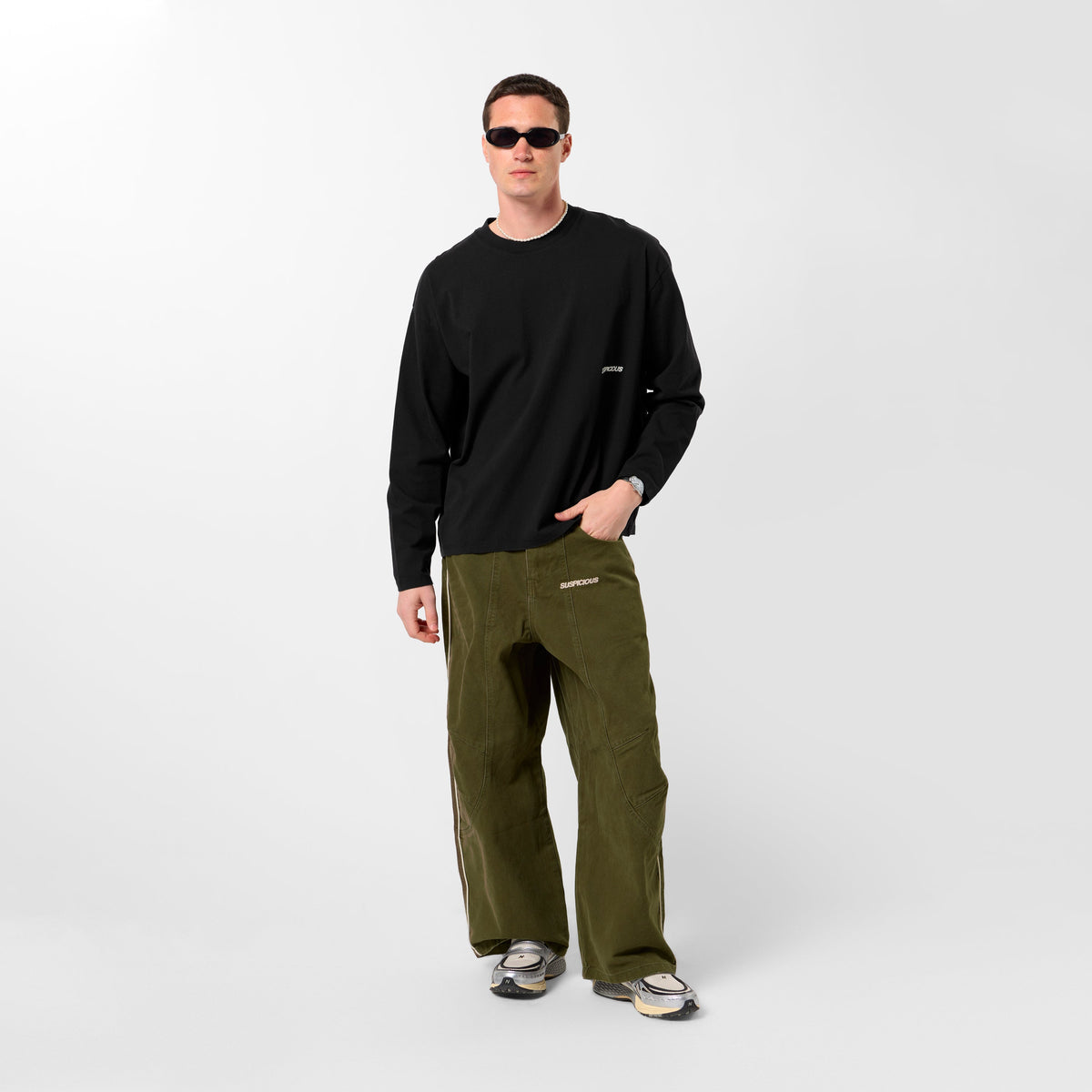 Bestsellers Variants / Essentials Longsleeve - Black
