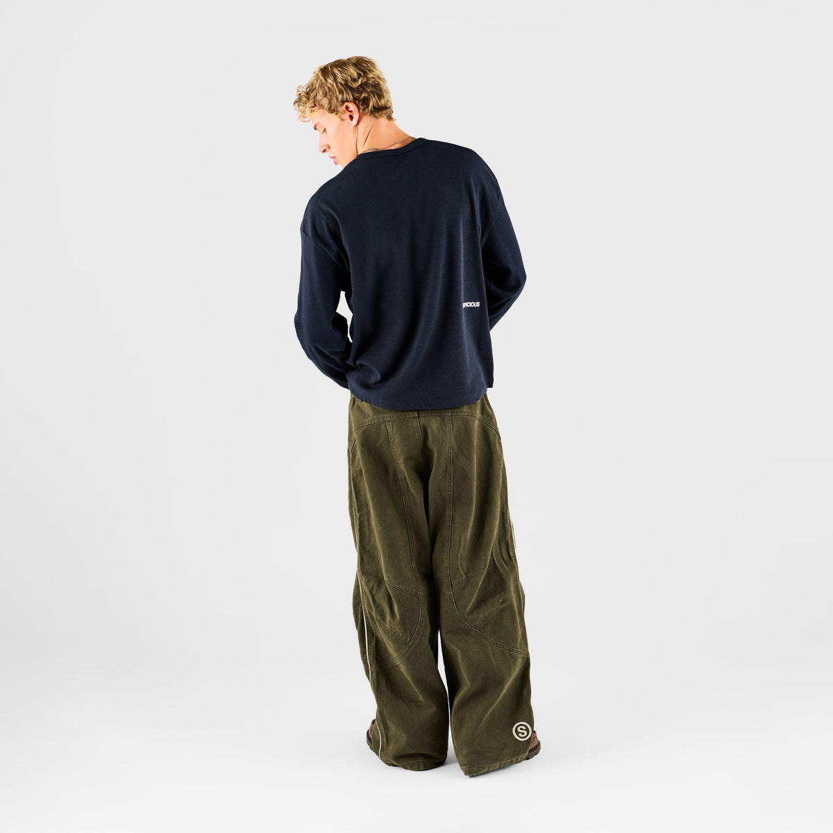 End Of Summer / Essentials Ribbed Henley Longsleeve - Nightfall
