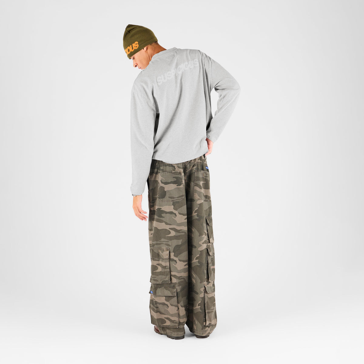 Fall 2 / Suspicious Longsleeve - Ash