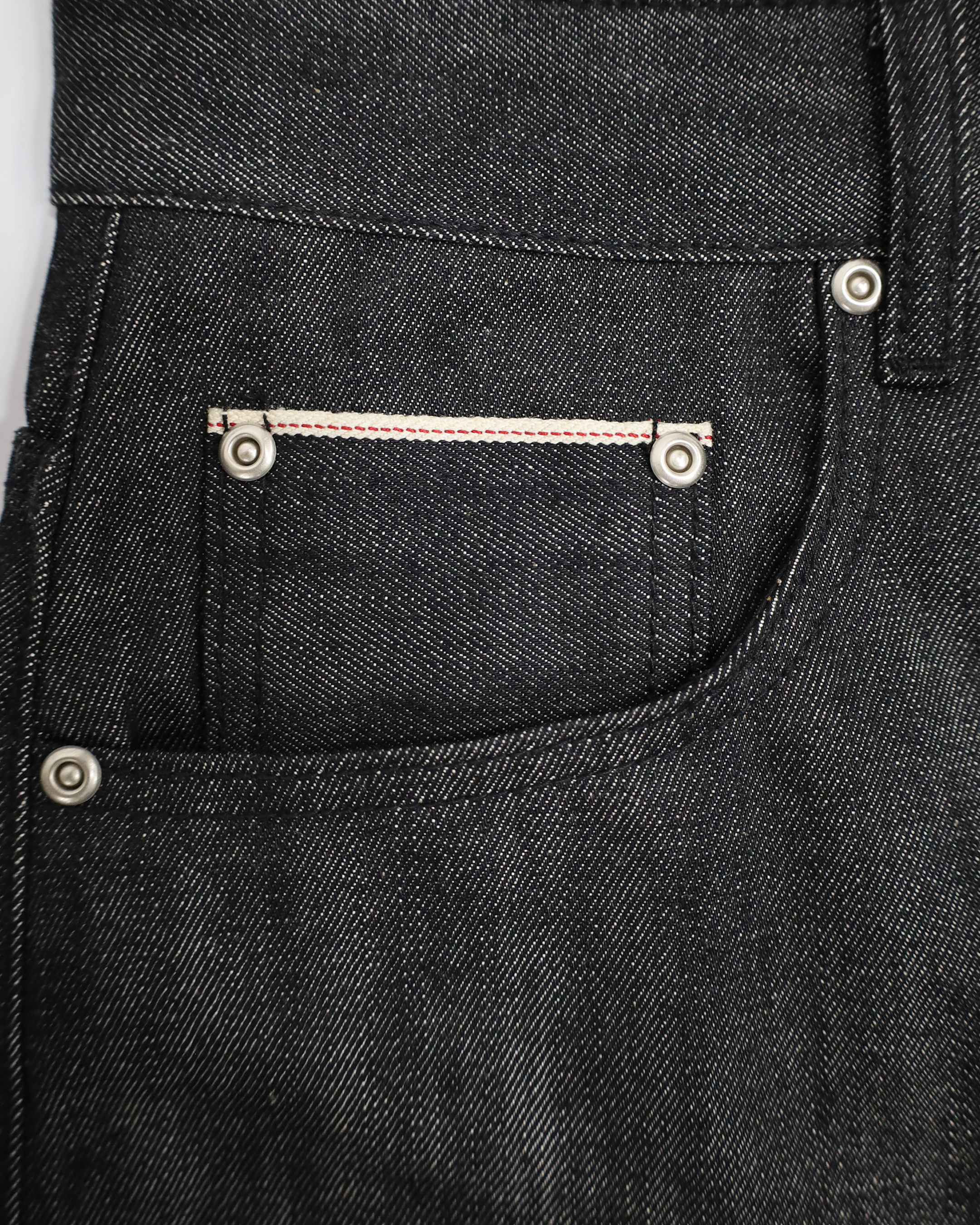 RAW BLACK JAPANESE SELVEDGE LOOSE FIT JEANS