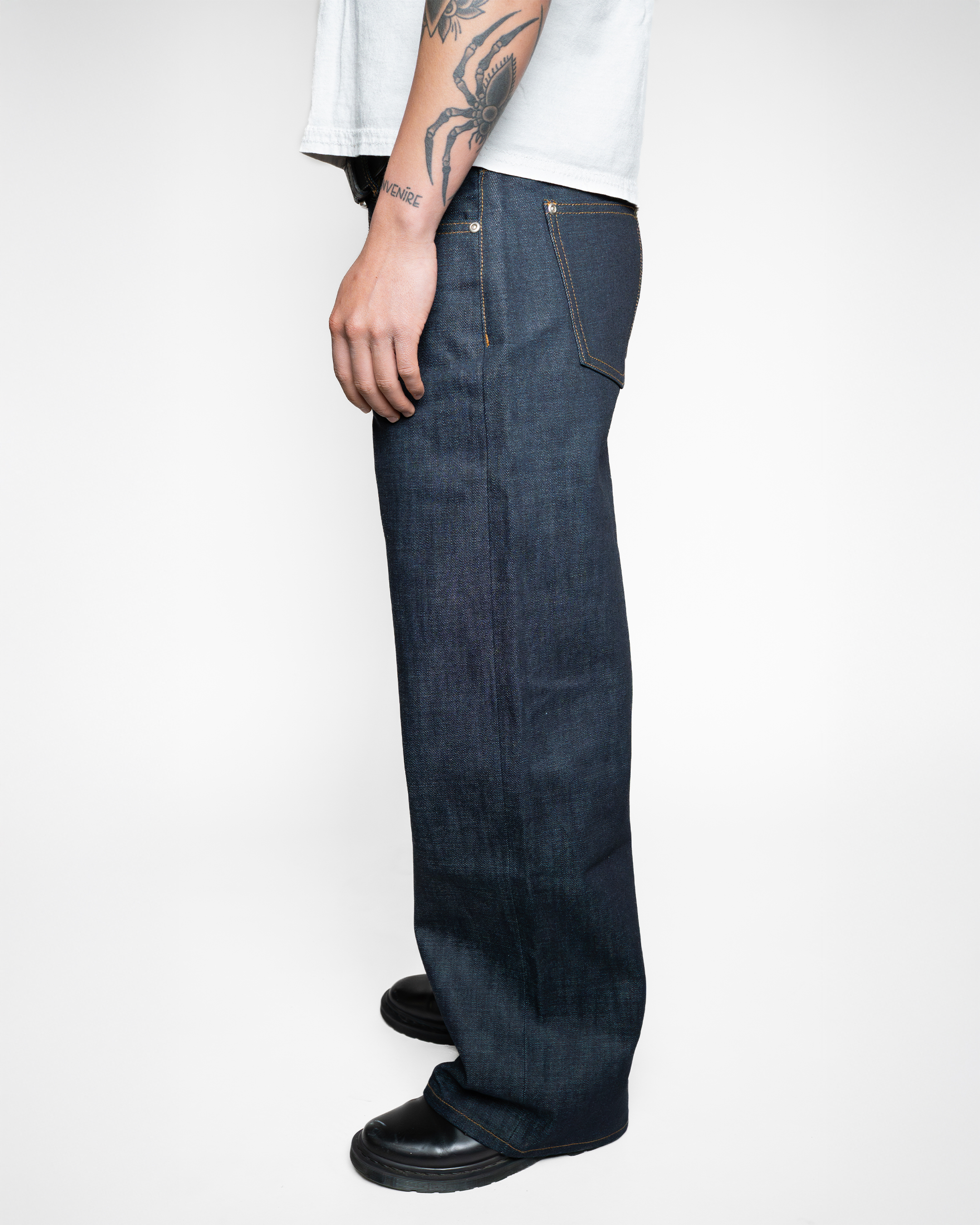 UNIFORM CUT INDIGO JAPANESE RELAXED SELVEDGE JEANS