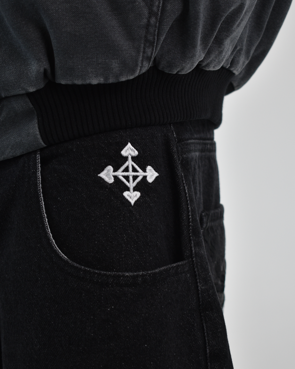 LUCIFER JEANS