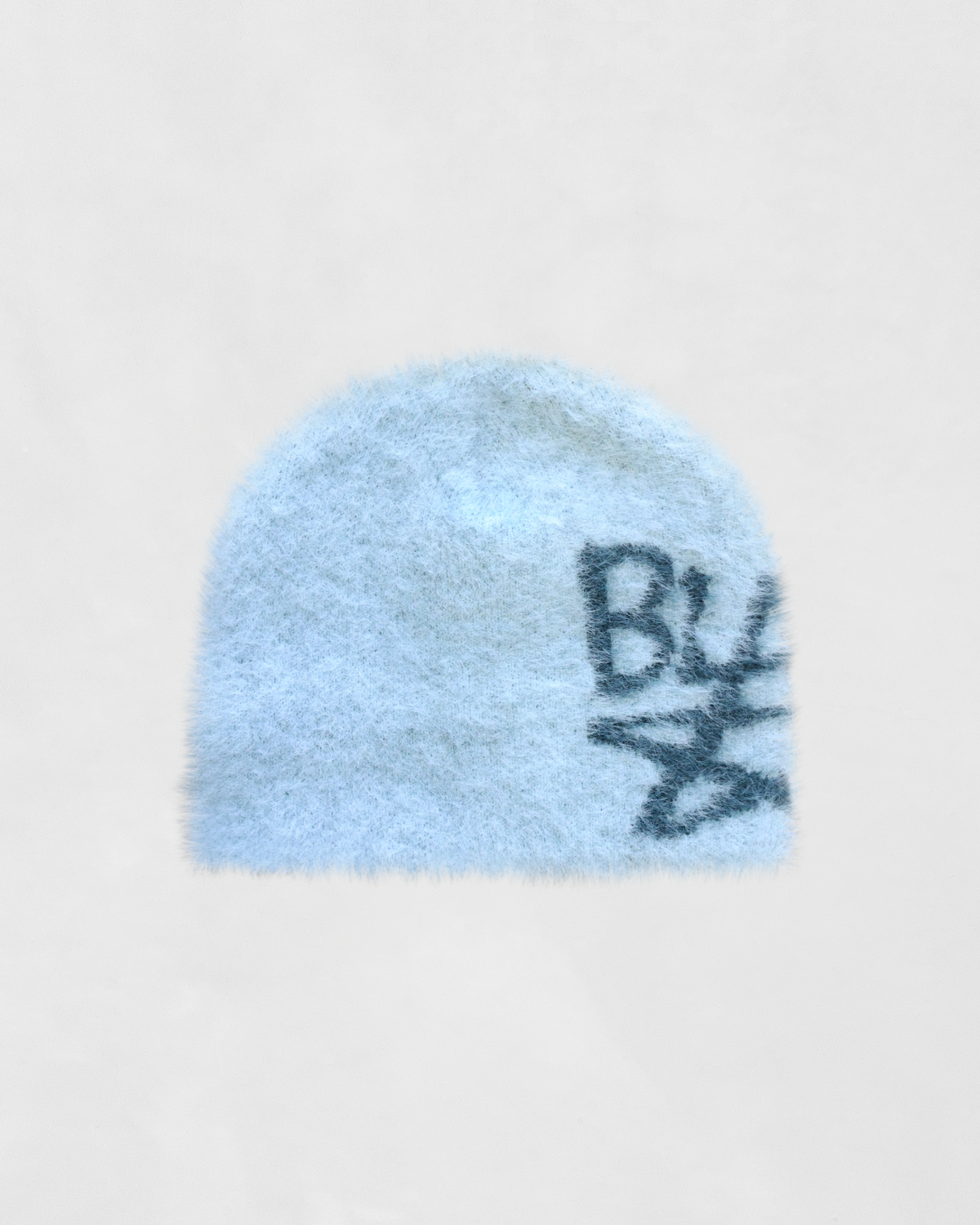 BLACK STAR BEANIE