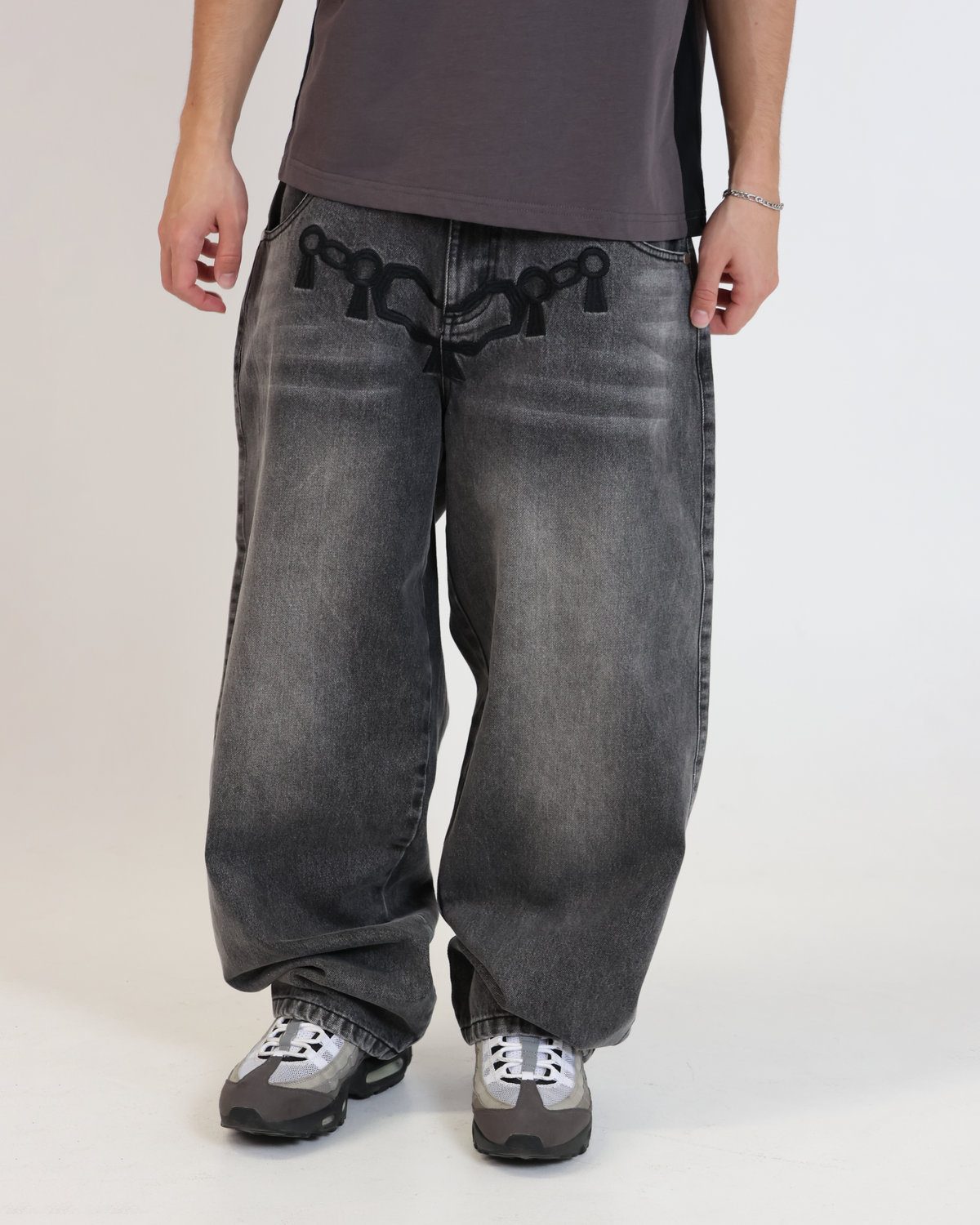 ADAPT KING JEANS
